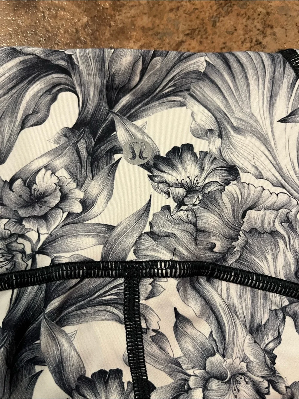 Lululemon Train Times Light Garden Leggings Black & White Size 6